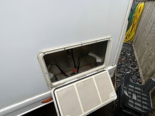 /photos/9552/0fce6871-4ab1-4586-bdac-ed1530462223_i320x240.jpg