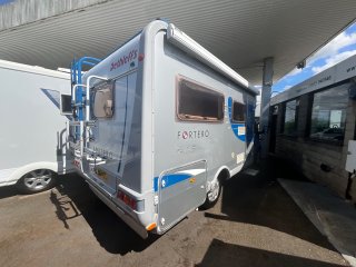 /photos/9552/c4a22f12-e2b5-15b9-2ffa-5905fa47bd91_i320x240.jpg